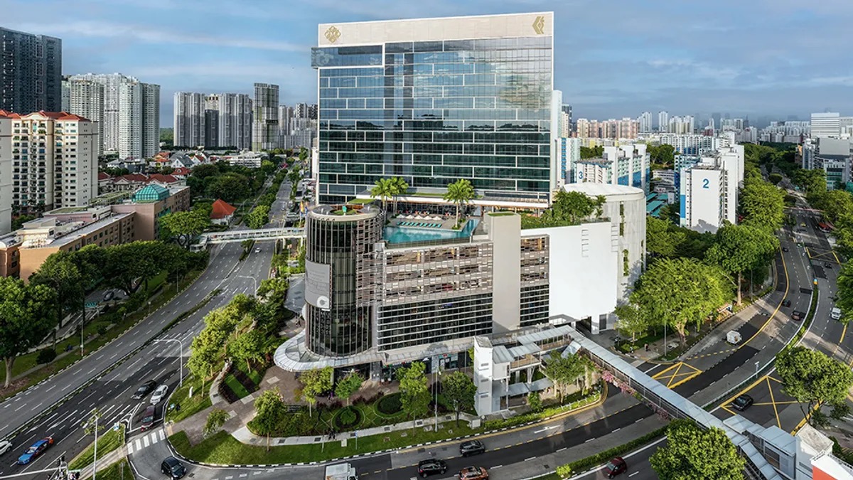 Momentus Hotel Alexandra